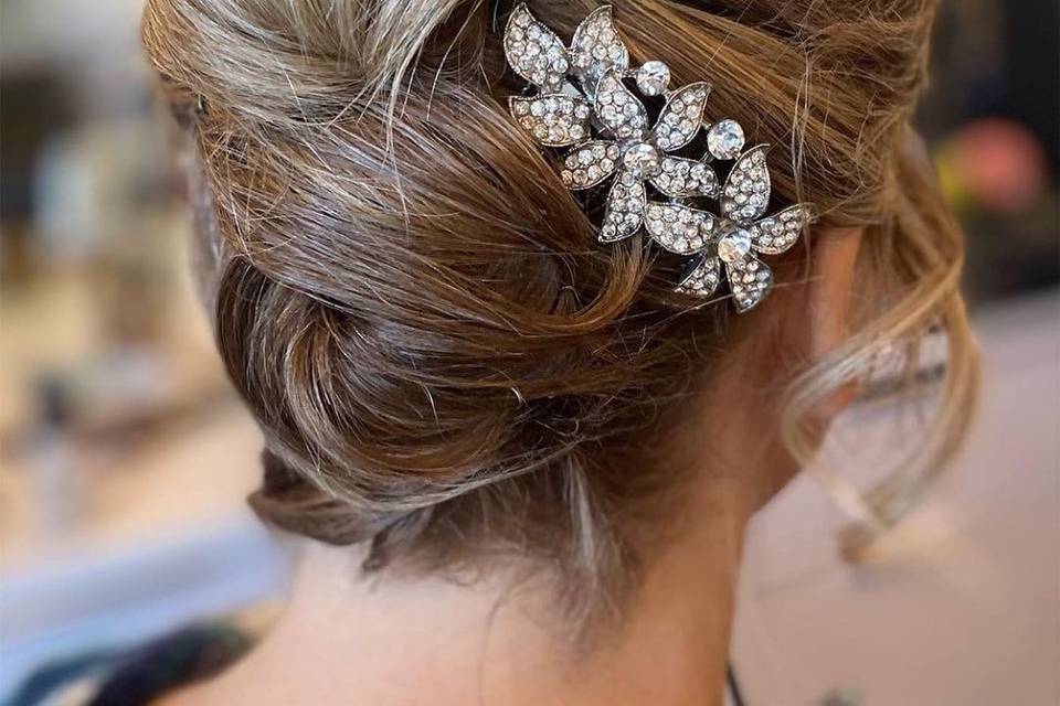 Detailed updo