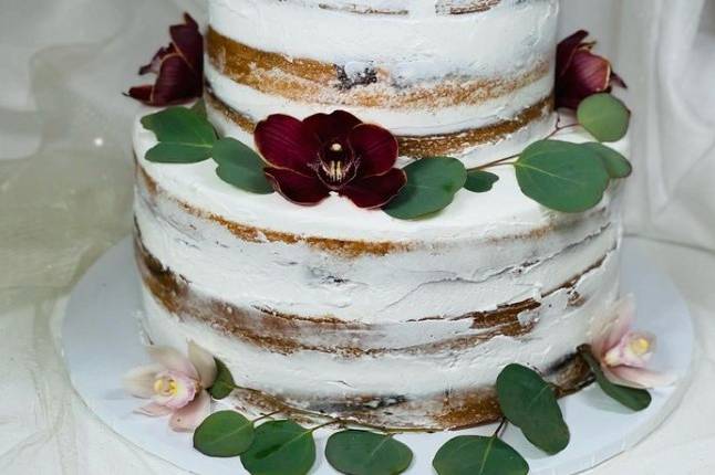 Floral wedding cake