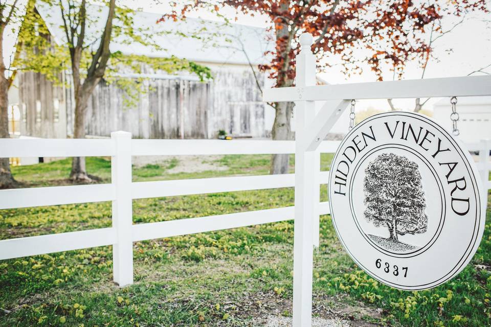 Hidden Vineyard Wedding Barn