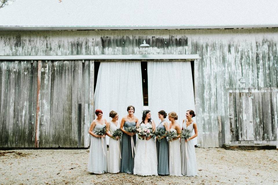 Hidden Vineyard Wedding Barn