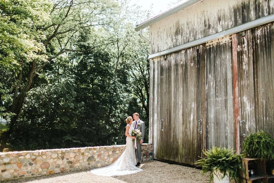 Hidden Vineyard Wedding Barn