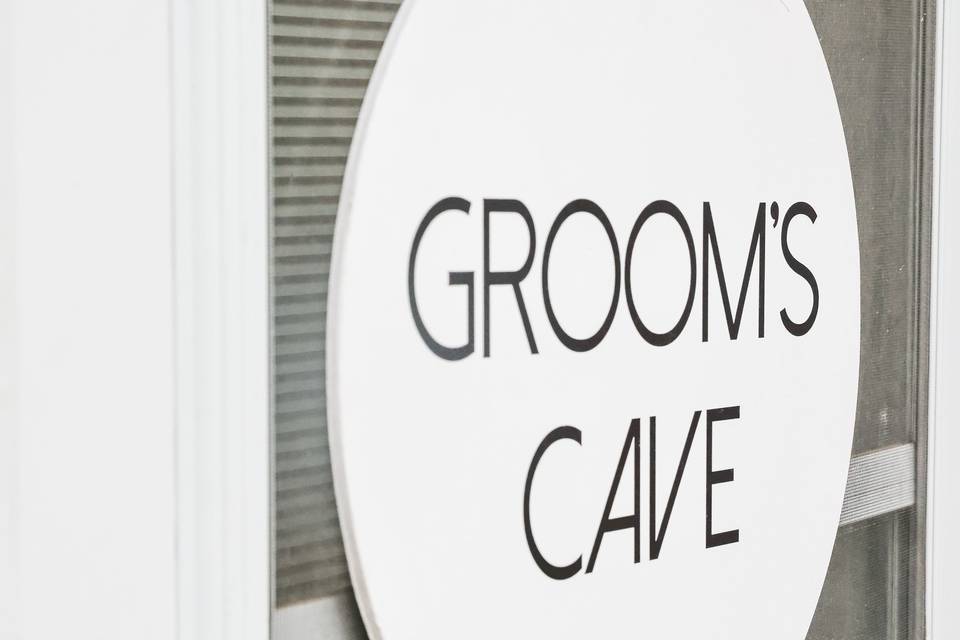 Groom's Cave Sign