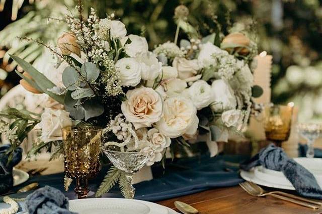 Blue and gold hues