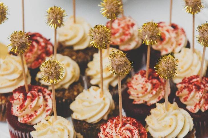 Red Velvet & Carrot Cupcakes