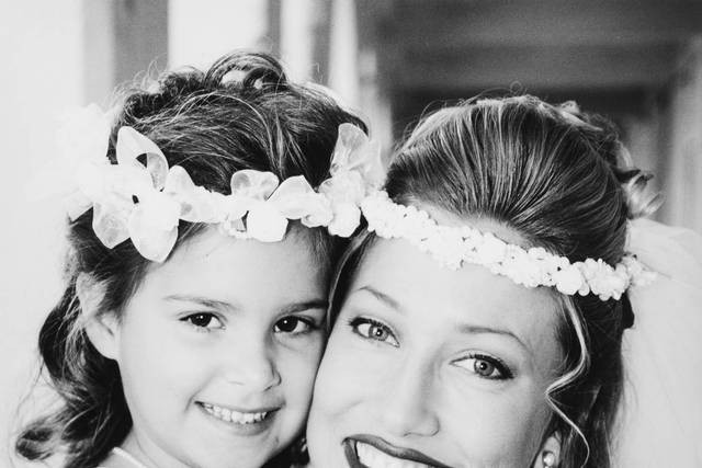 Bride-FlowerGirl