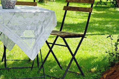 Table with flower centerpiece