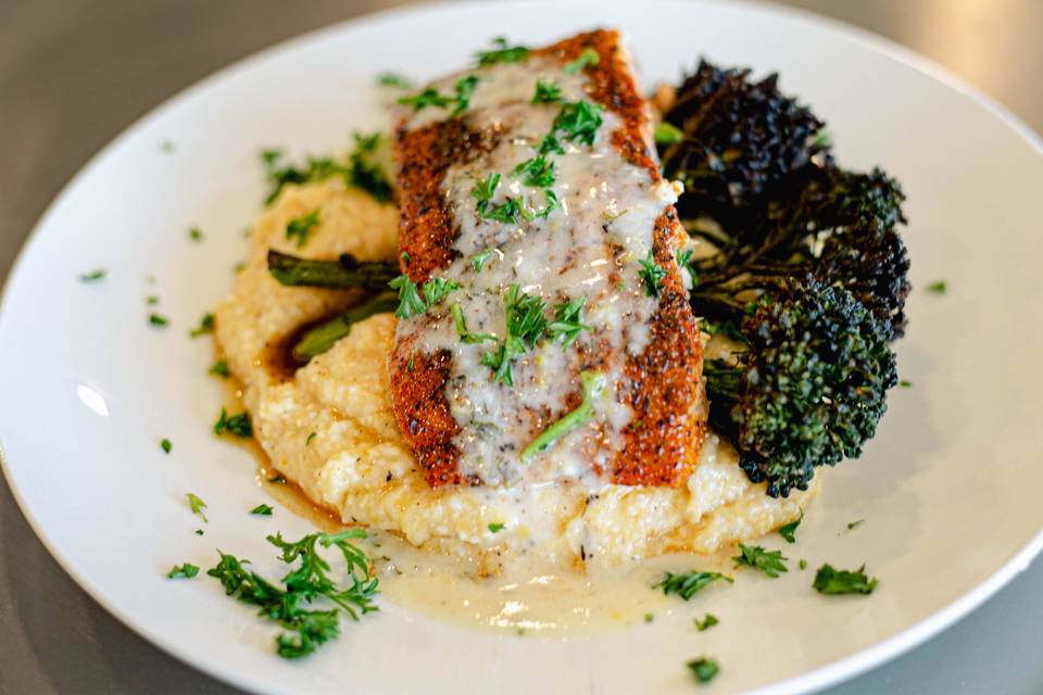 Blackened salmon + Grits