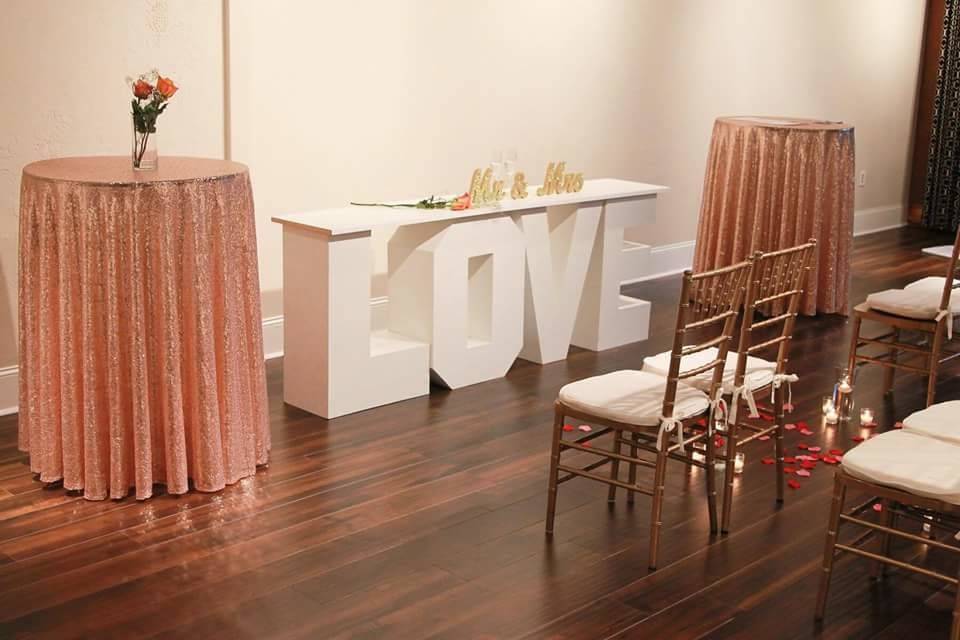 Love Table