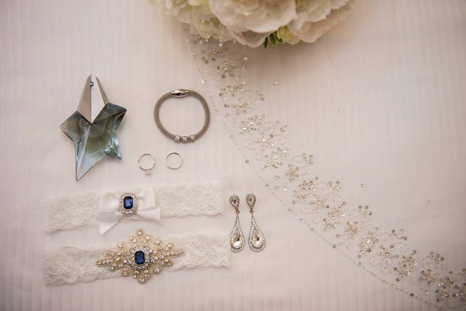 Bridal accesories