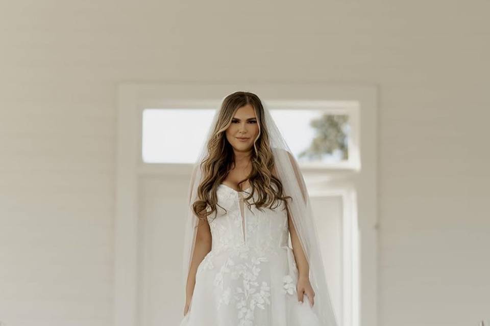 Bridal hair and makeup