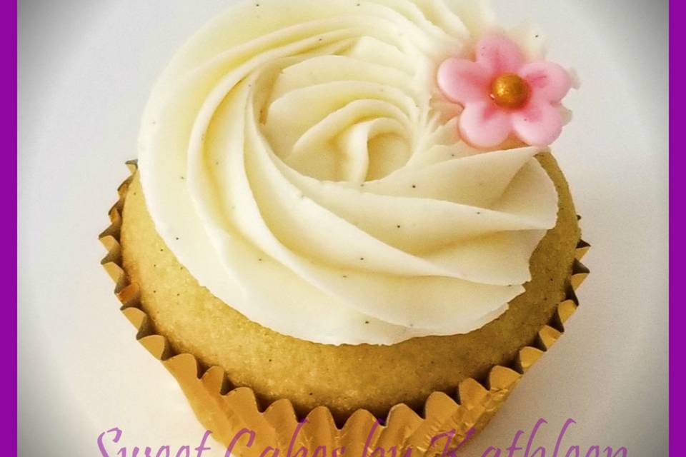 Simple Swirl Cupcake