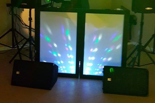 DJ on stage