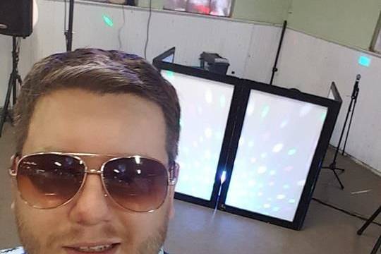 DJ on stage