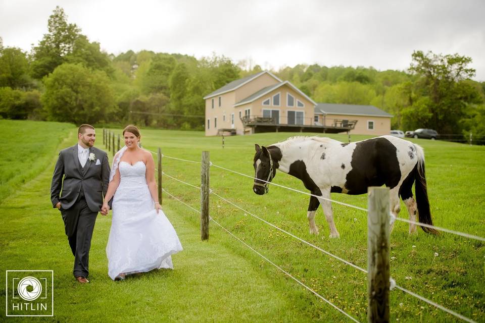 MKJ Farm Barn Weddings