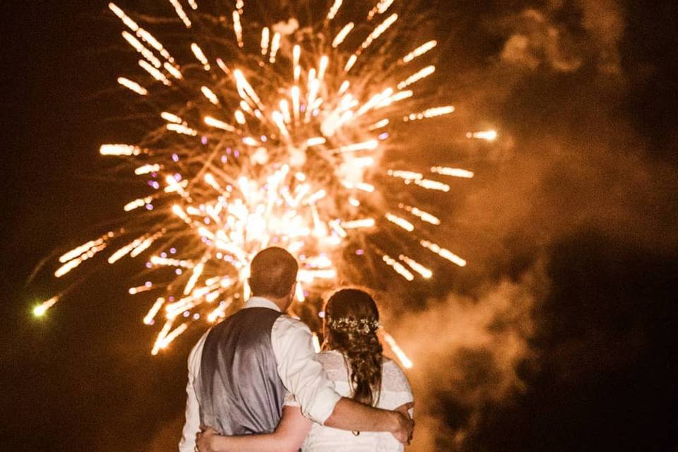 MKJ Farm Barn Weddings