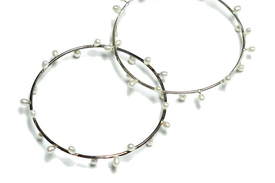 Daphne Pearl Bracelets