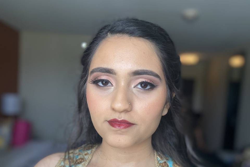 Elegant makeup