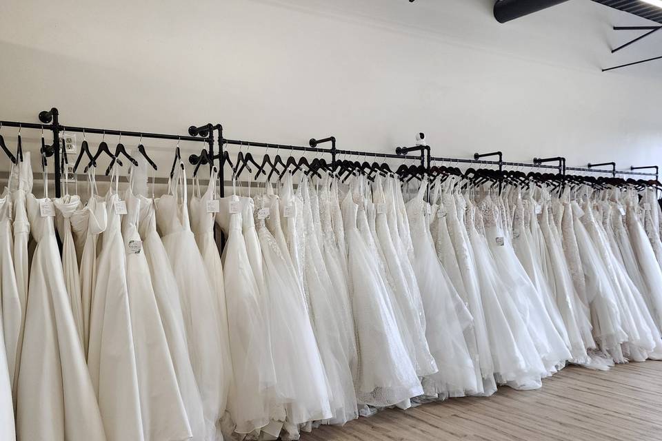 Bridal Shops near Cascade, MI
