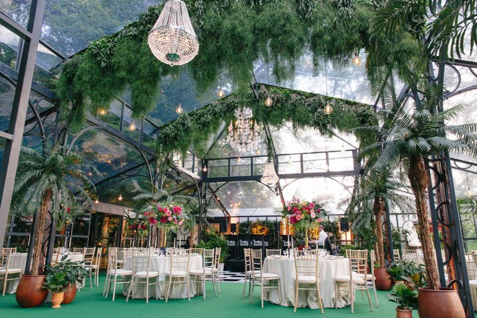 Private estate event decor