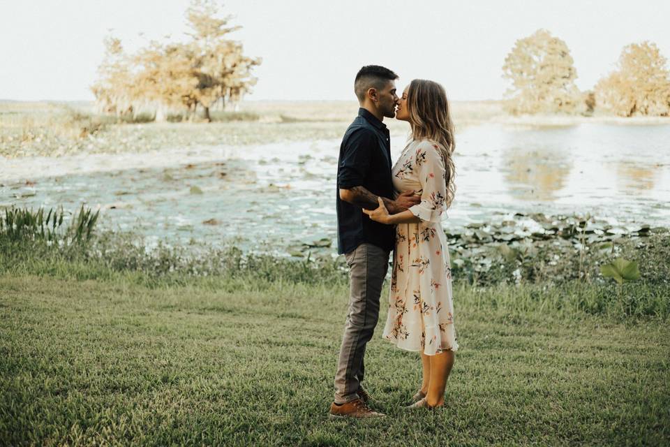 Water Front Kiss