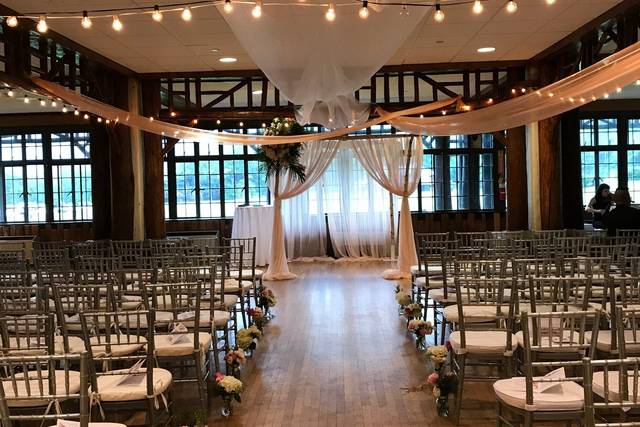 Bear Mountain Inn Ceremony