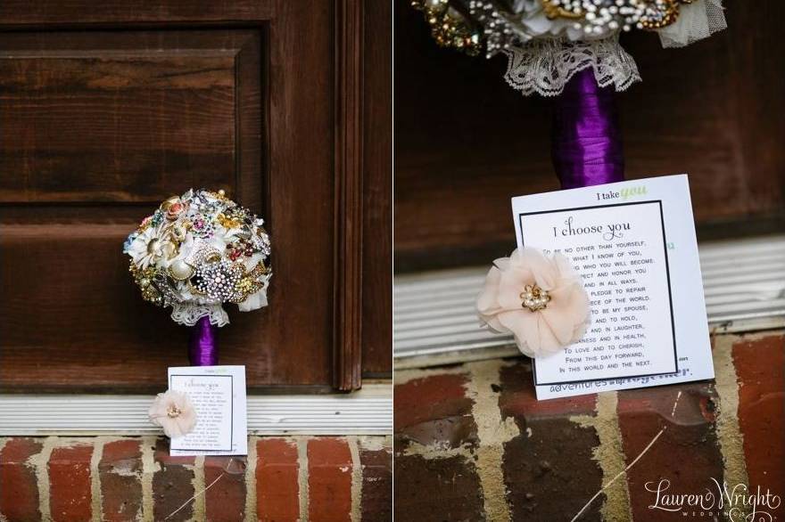 The couple created their own Pinterest-inspired vow cards, perfect for framing as a keepsake after the wedding.