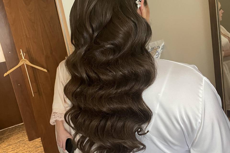 Glam waves
