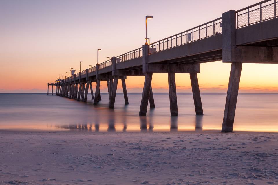 Angler's Beachside Grill