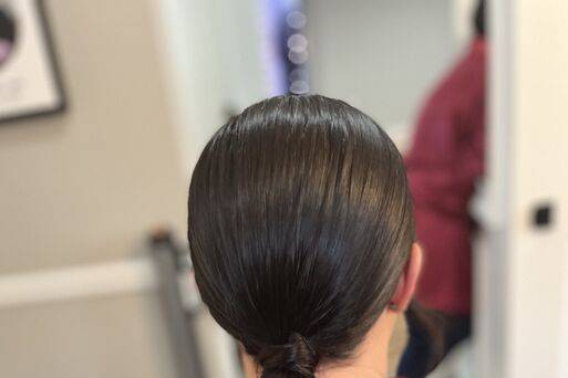 Wavy ponytail