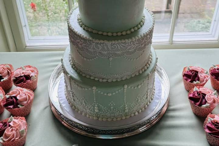 3 tier cake