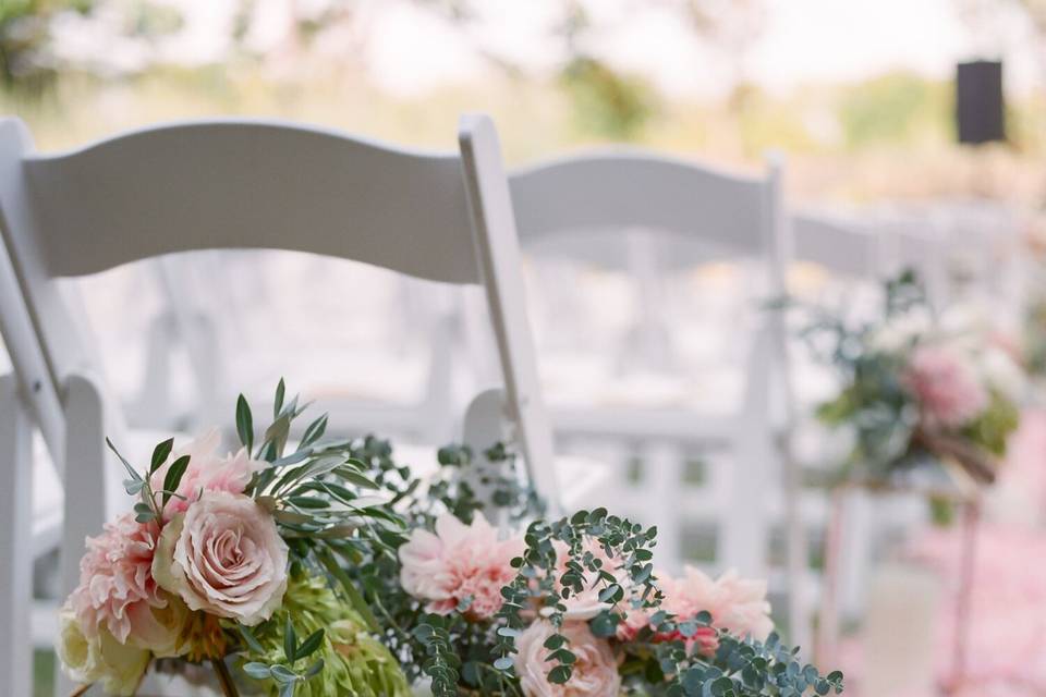 Ceremony aisle decor