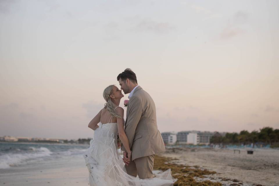 JP & Cindy in Mexico