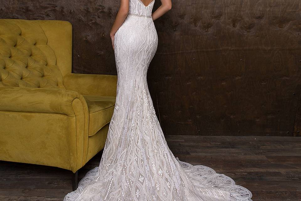 Low back wedding dress