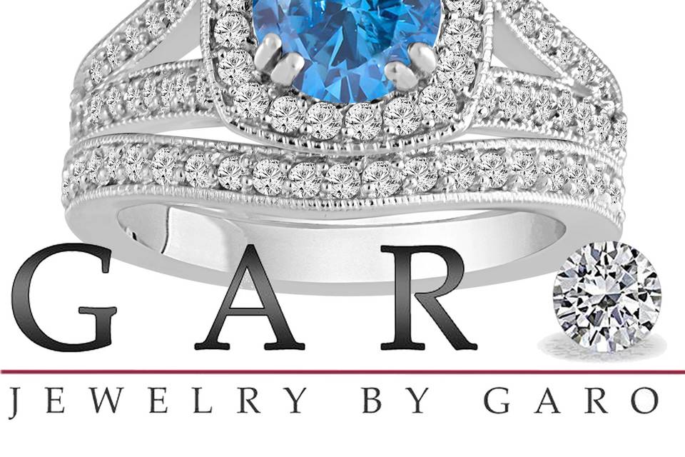 Blue diamond engagement ring set