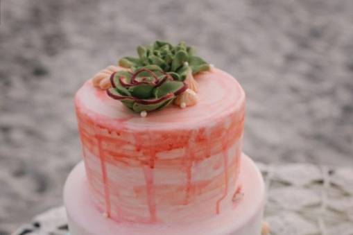 Beach-themed cake