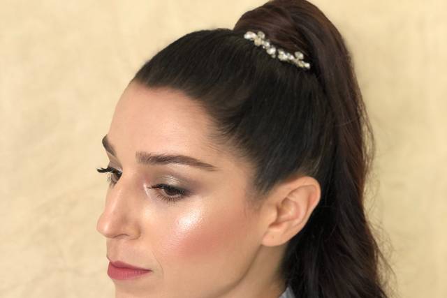 Natural makeup