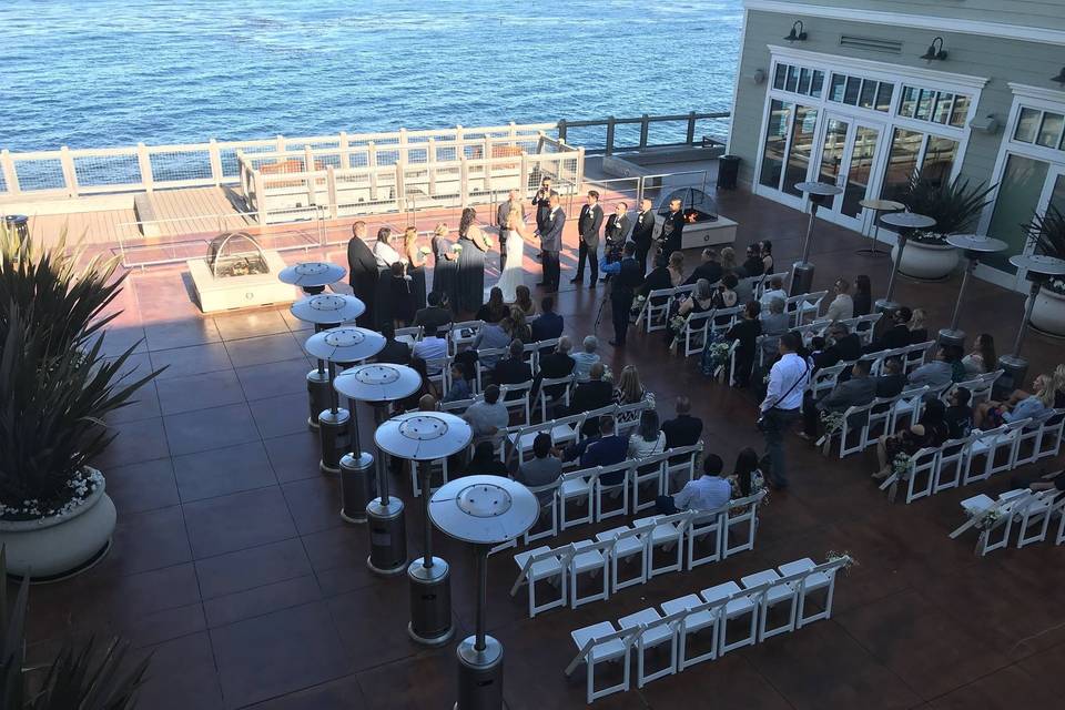 Wedding overlooking the sea