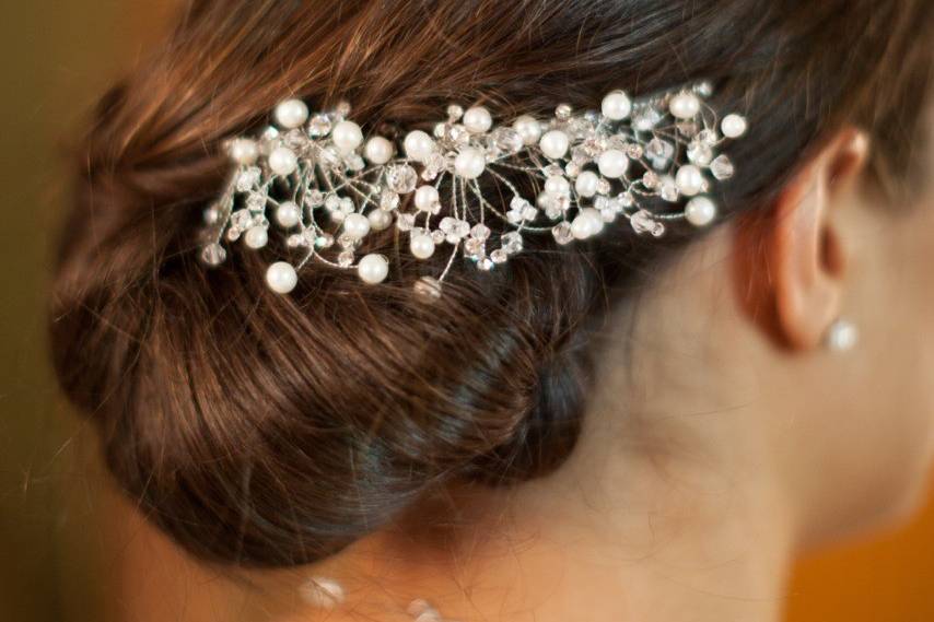 Wedding updo with accessory