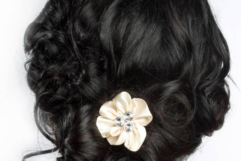 Braided wedding hair with flower