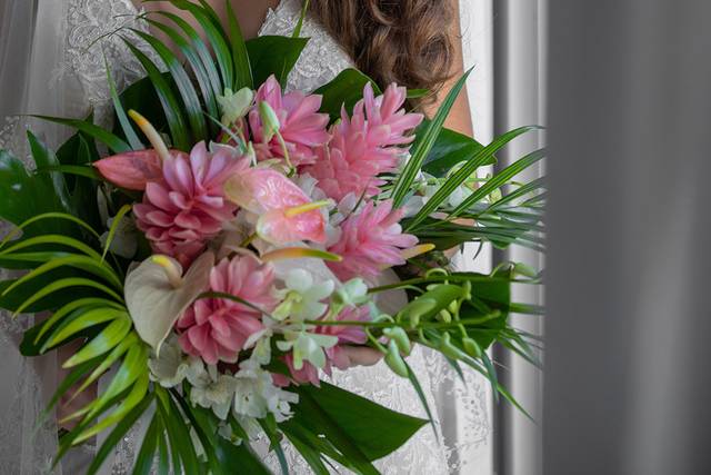Ginger & anthurium bouquet