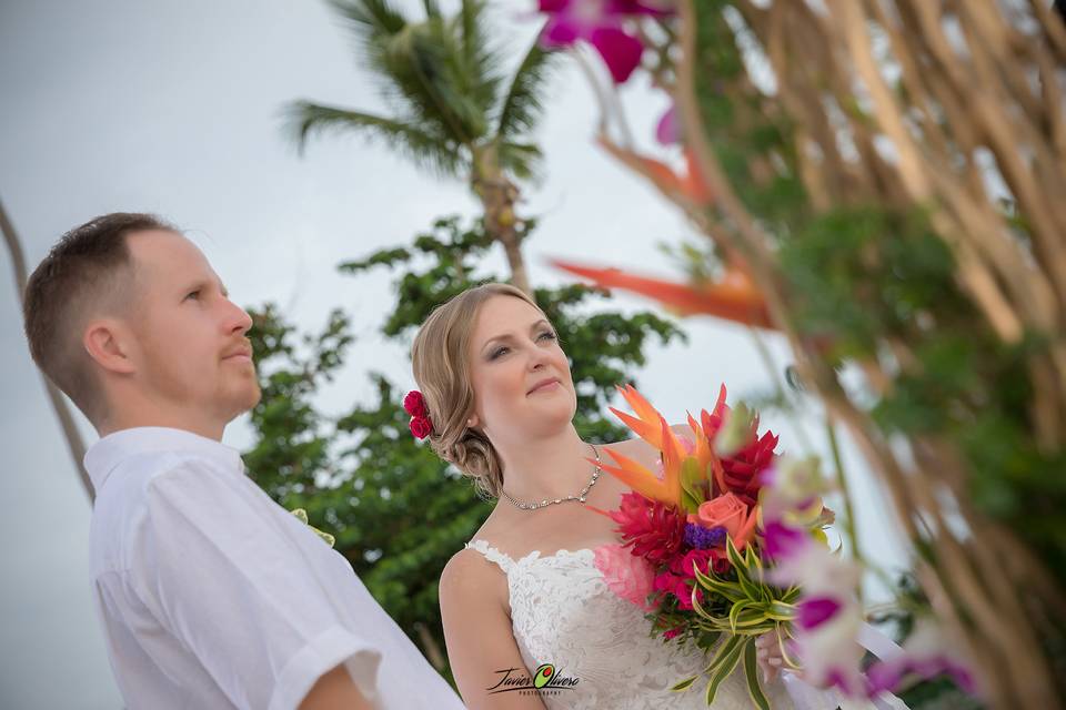 Tropical bridal bouquet