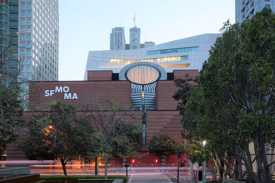 SF MOMA at dusk