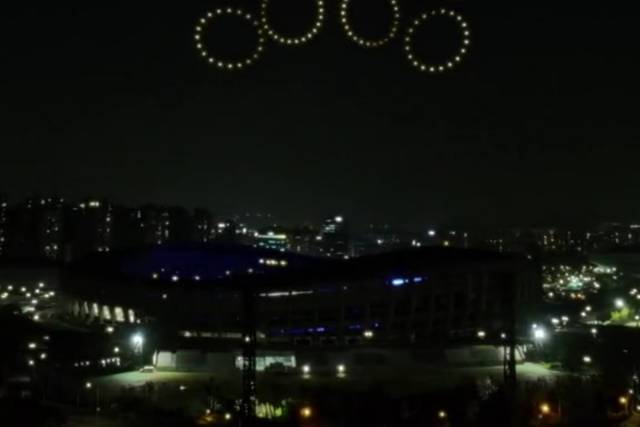Electric Sky Drone Shows  (9)