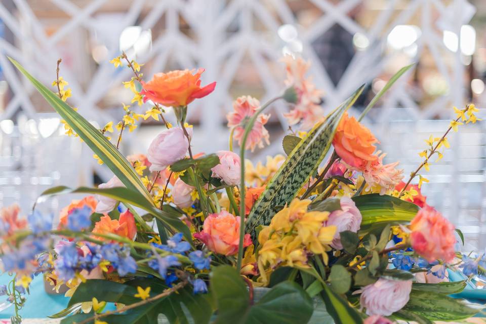 Retro Ceremony Florals