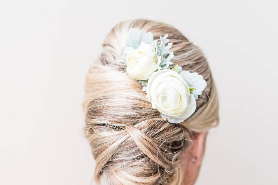 Neutral elegance ranunculus