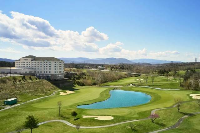 DoubleTree by Hilton Front Royal Blue Ridge Shadows
