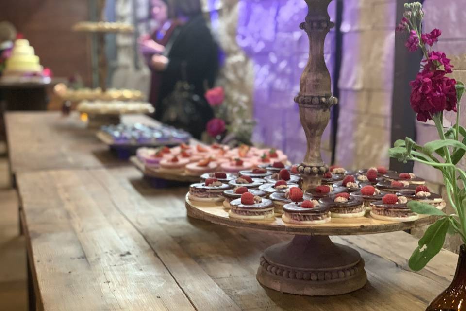 Wedding dessert catering