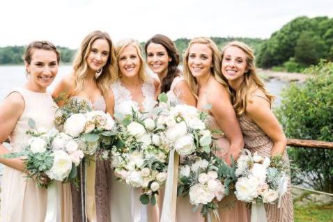 The bride with her bridesmaids