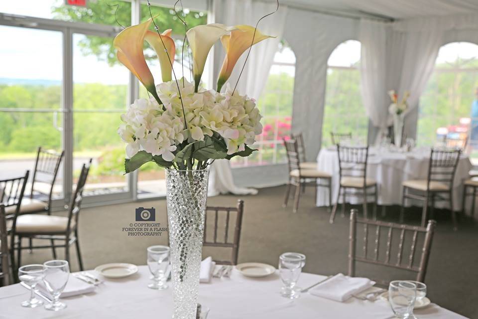 Table centrepiece