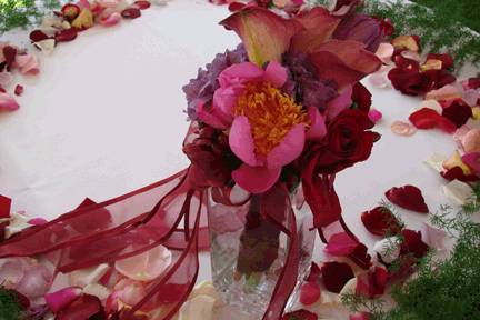 Rose petals everywhere, our wedding was magical.